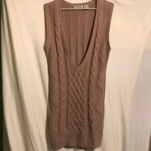 V-neck sweater beige size extra-large
